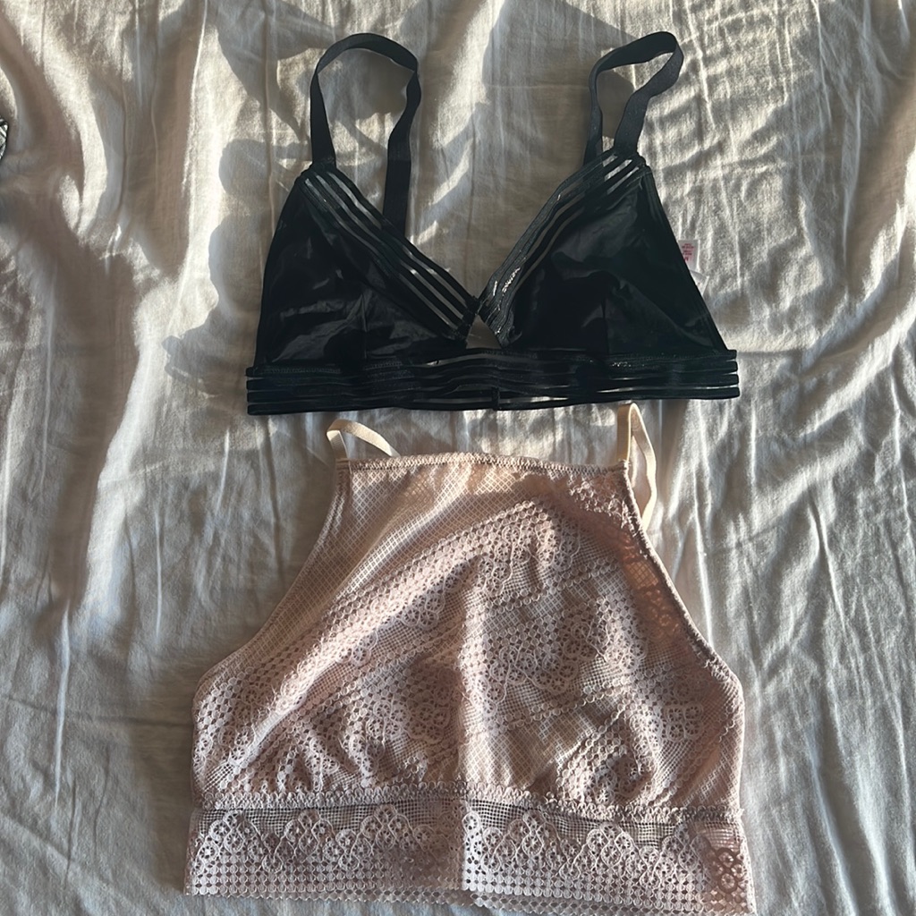 2 Bralettes